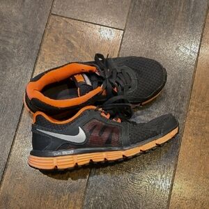 Nike Black and Coral Athletic Shoes